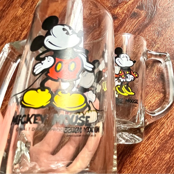 Vintage Disney 1970s Tall Drinking Glasses with Handle Mickey & Minnie Mouse - Picture 3 of 9